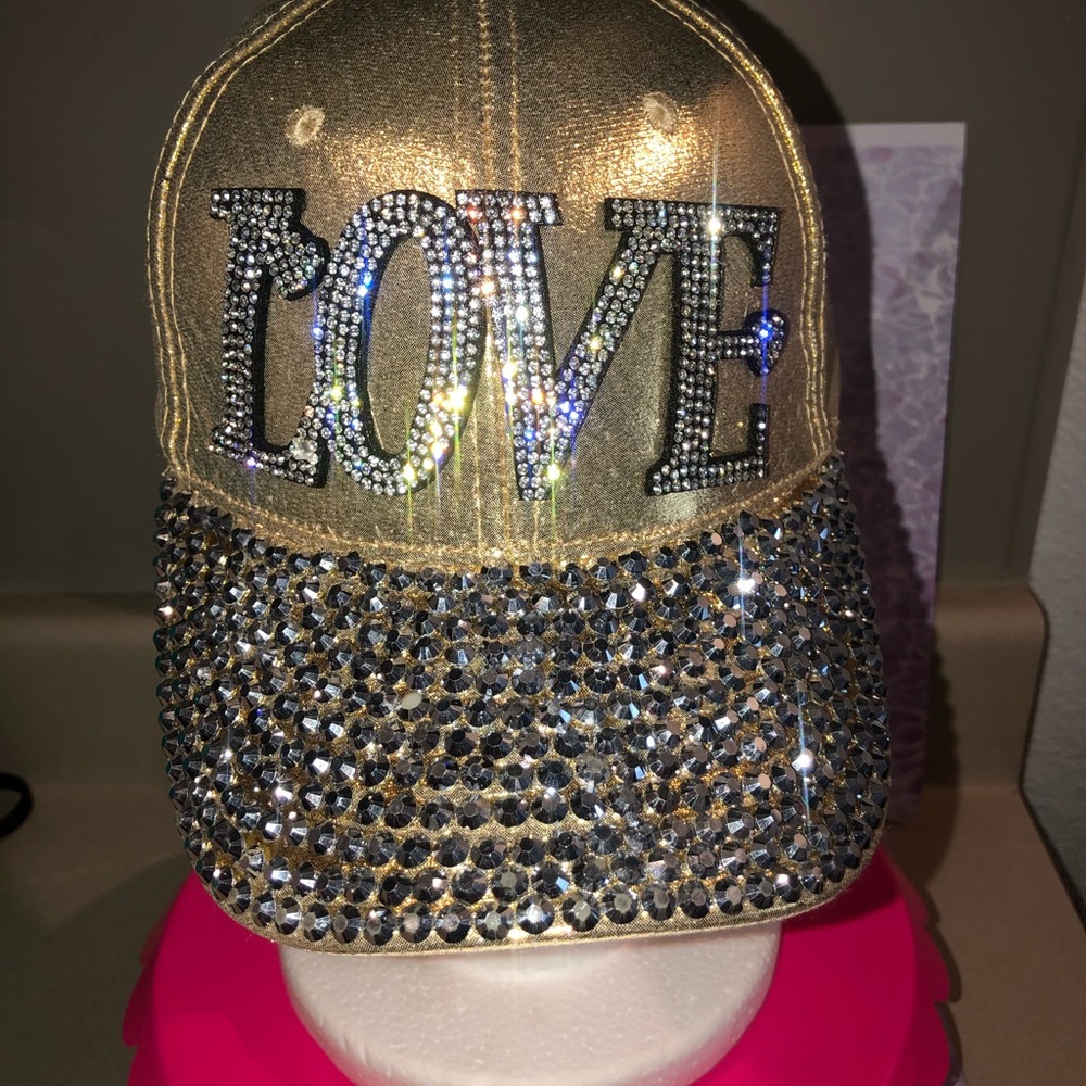 LOVE Cap